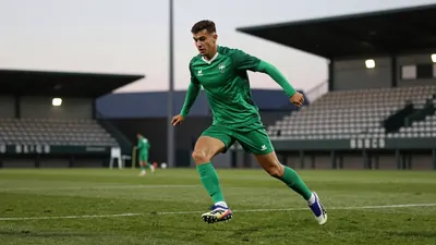 Elche CF, decimoquinto en La Liga, visita al Pinatar este martes en la ida de la Copa del Rey con el impulso de tres...