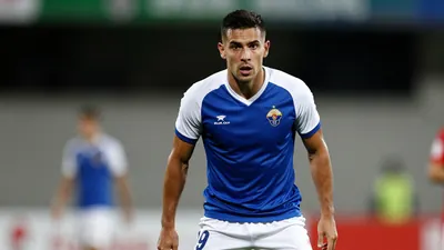 Elche CF looks to strengthen its attack with Sergio Camello