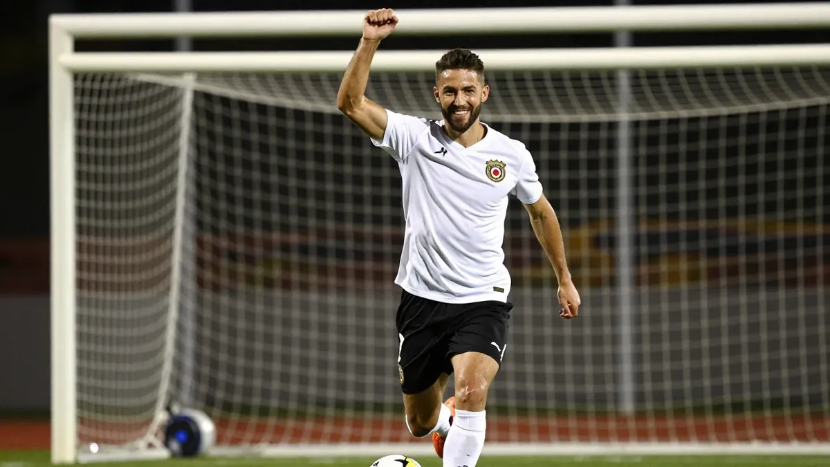 El Elche CF aprovechó el parón internacional para imponerse por 3-0 al Cartagena en un amistoso a puerta cerrada, con...