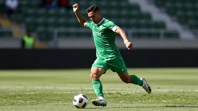 El Elche CF de Anselmi visita a un Villarreal que llega de ganar al Nápoles, buscando sumar de nuevo tras su primera...